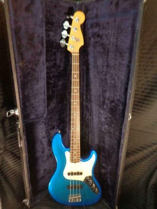 Vintage 1995 - 96 Fender American Deluxe Jazz Bass Guitar Rosewood Board Blue Usa